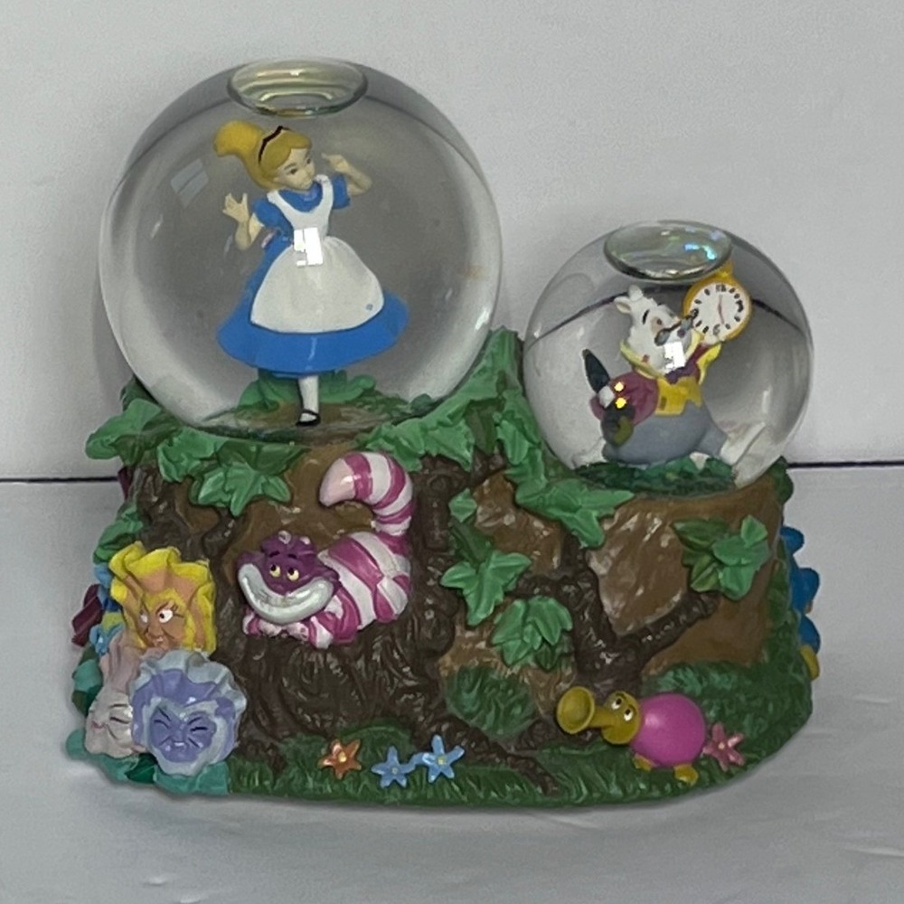 Disney Alice in Wonderland Enesco Musical Snow Globe Waltz of the Flowers Works